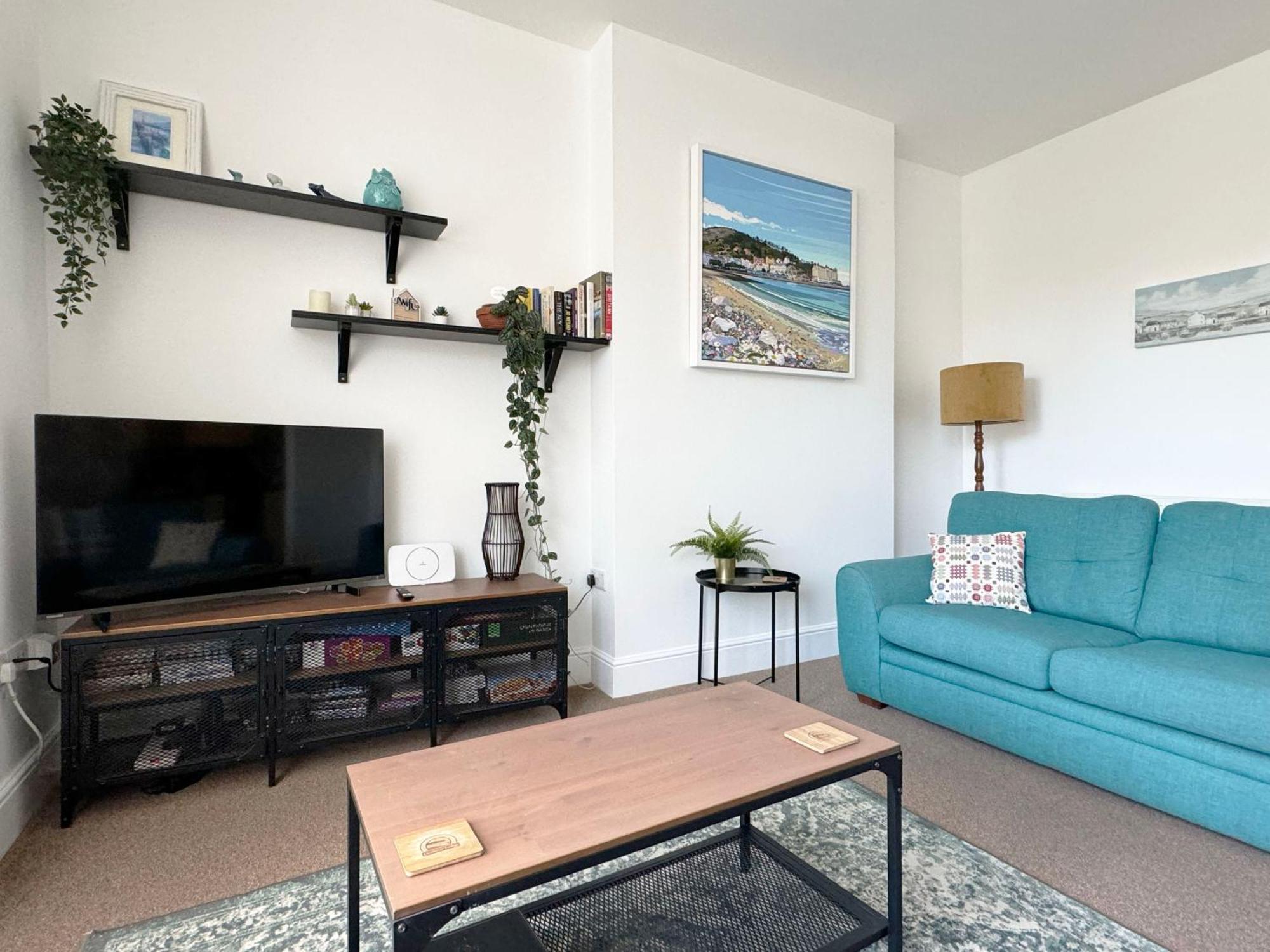 Private Parking, Central Llandudno, King Bed With Ensuite At Clement Lodge المظهر الخارجي الصورة